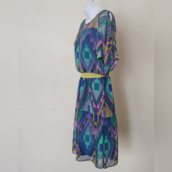 ADRIANNA PAPELL Green Yellow Purple  Geometric Print Cold Shoulder Sleeve Dress - Picture 3 of 11